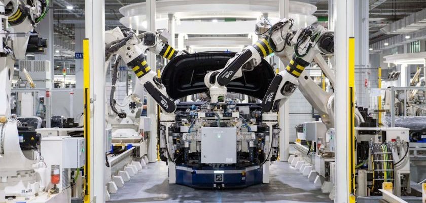 Robotic Automation - Robot installing parts on the vehicle